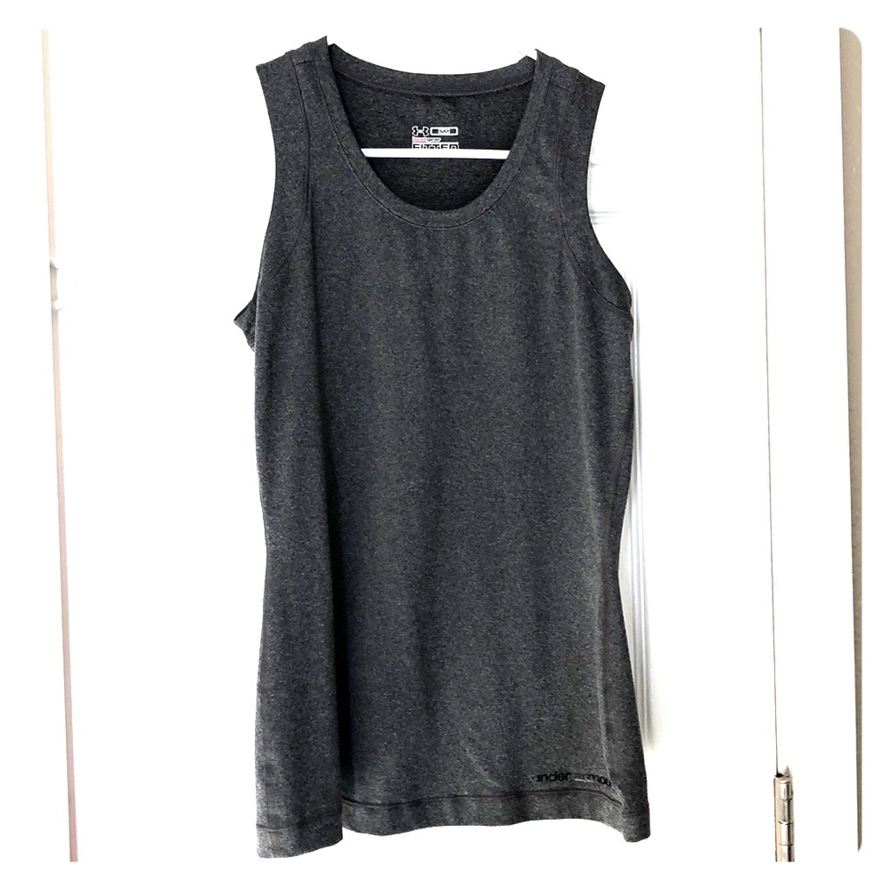 Women’s under Armour heat gear fitted exercise top